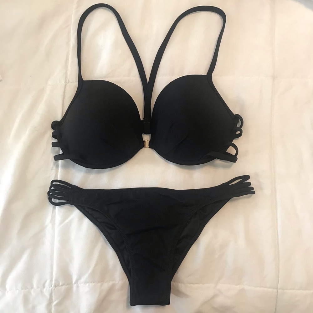 Victoria’s Secret black strappy bikini set 34D S